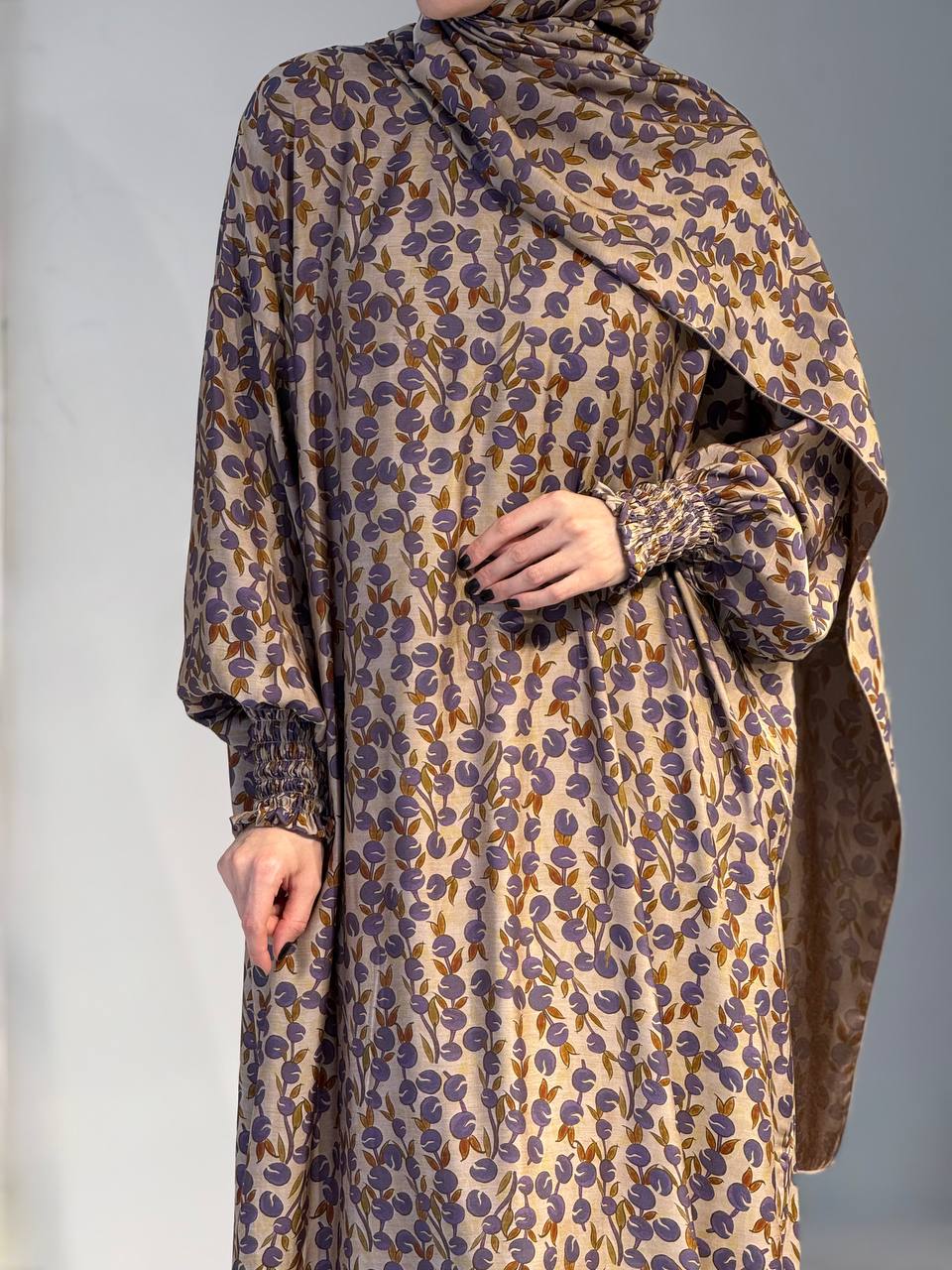 Gebedsjurk met volantvorm – Elegant, luchtig en veelzijdig