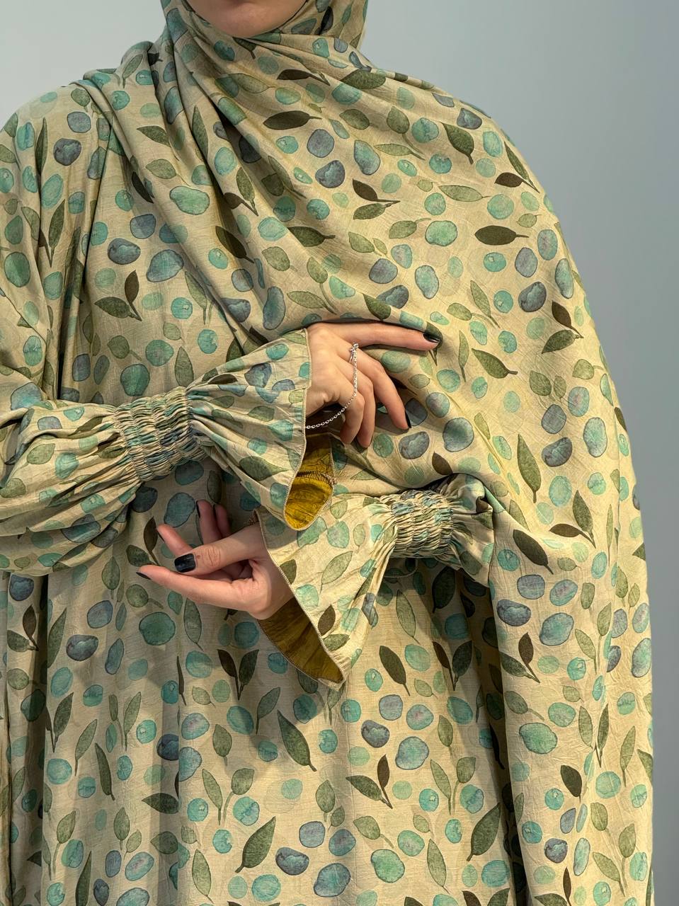 Elegante Gebedsjurk met Bladerenmotief –  Comfortabele Viscosemix