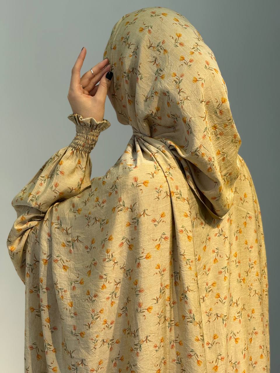 Gebedsjurk met bloemenprint – Licht, ademend en sierlijk