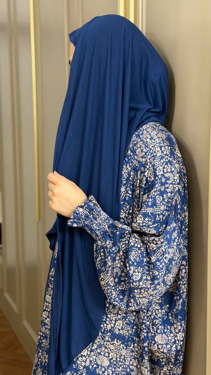 Viscose Jurk met Ingebouwde Sjaal – 85 cm Breed