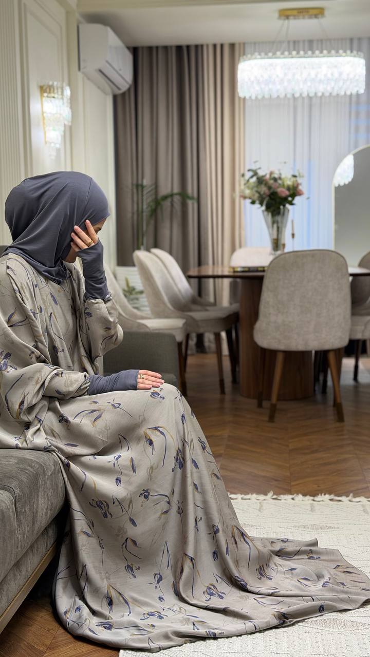 Modest Volant Gebedsjurk met Ingebouwde Hijab – Tensil Cupra