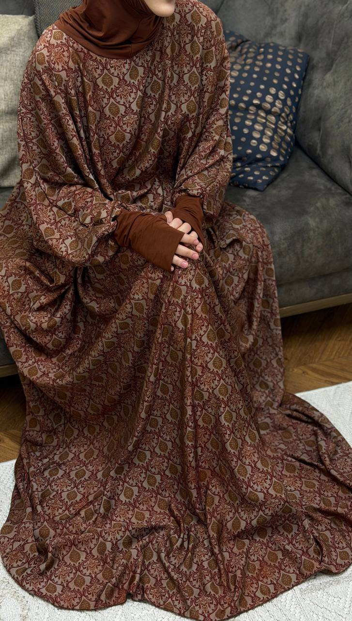 Modest Volant Gebedsjurk met Ingebouwde Hijab – Tensil Cupra